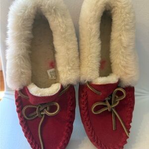 L.L. Bean Women's Wicked Good Moccasins NWOT size 8